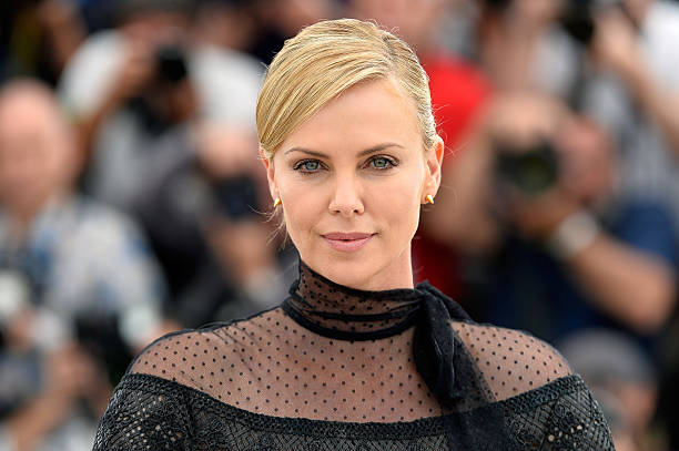 CHARLIZE-THERON